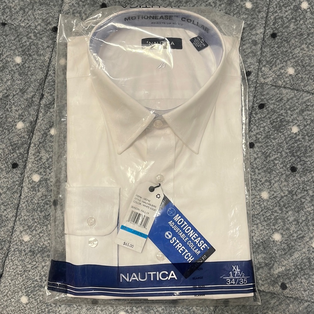 Nautica Dress Shirt with Motionease Collar in Original Packaging